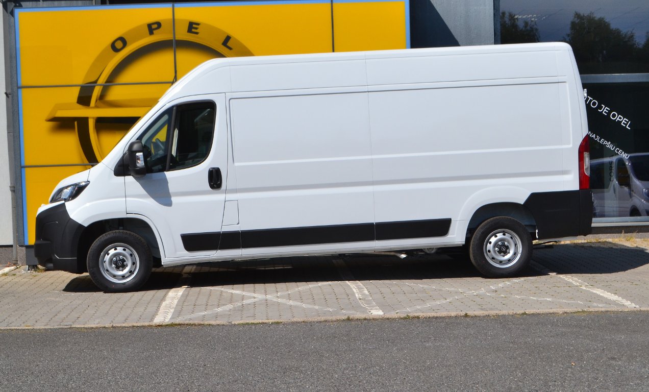 Opel Movano